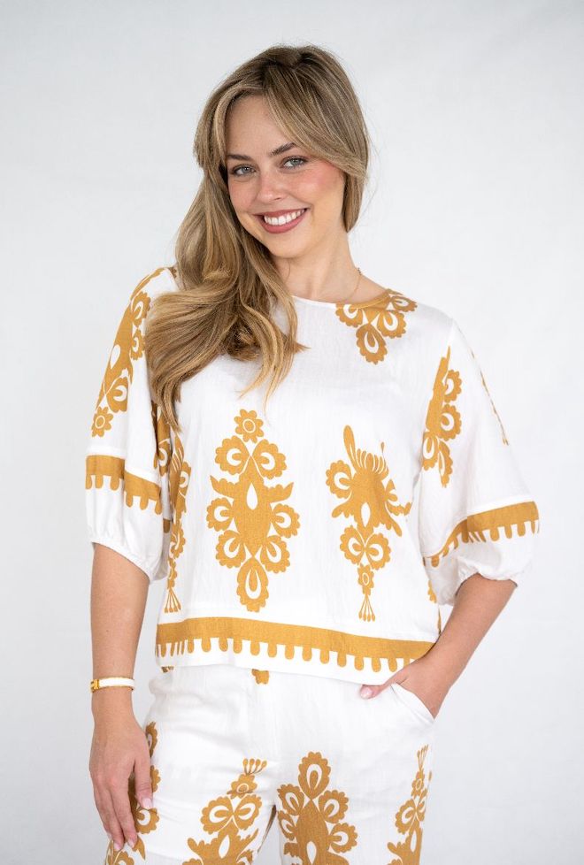 Filigree Border Top - White