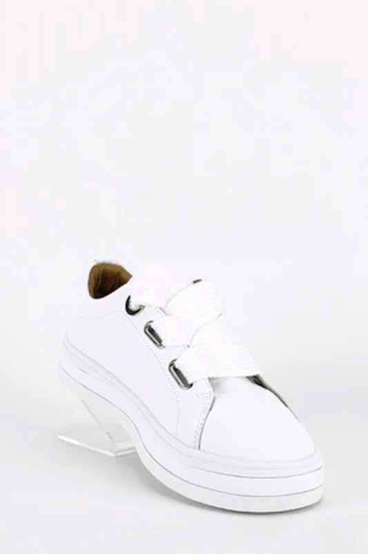 Maddy Sneaker - White